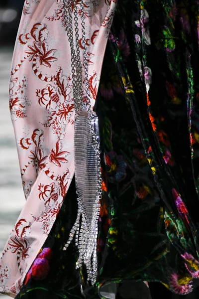 Look 116